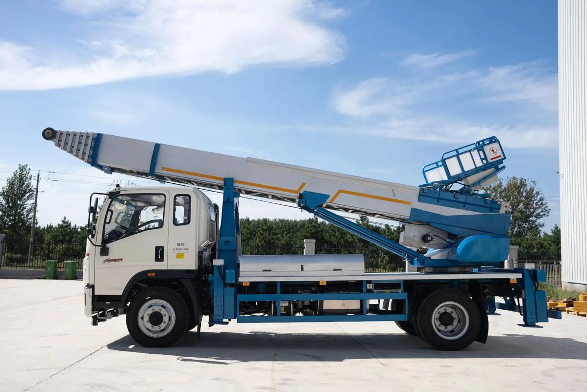 尚义县云梯上料车租赁费用