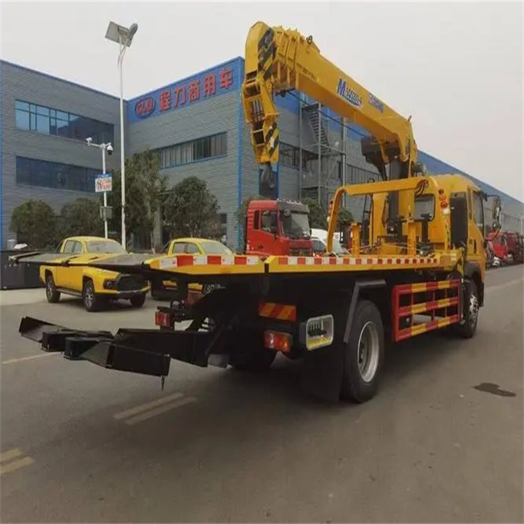 尚义县附近小随车吊出租电话，轻松解决搬运烦恼