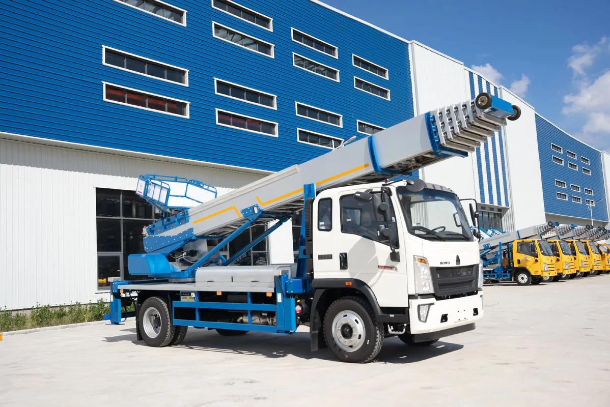 尚义县出租云梯车高空作业车 建筑垃圾搬运